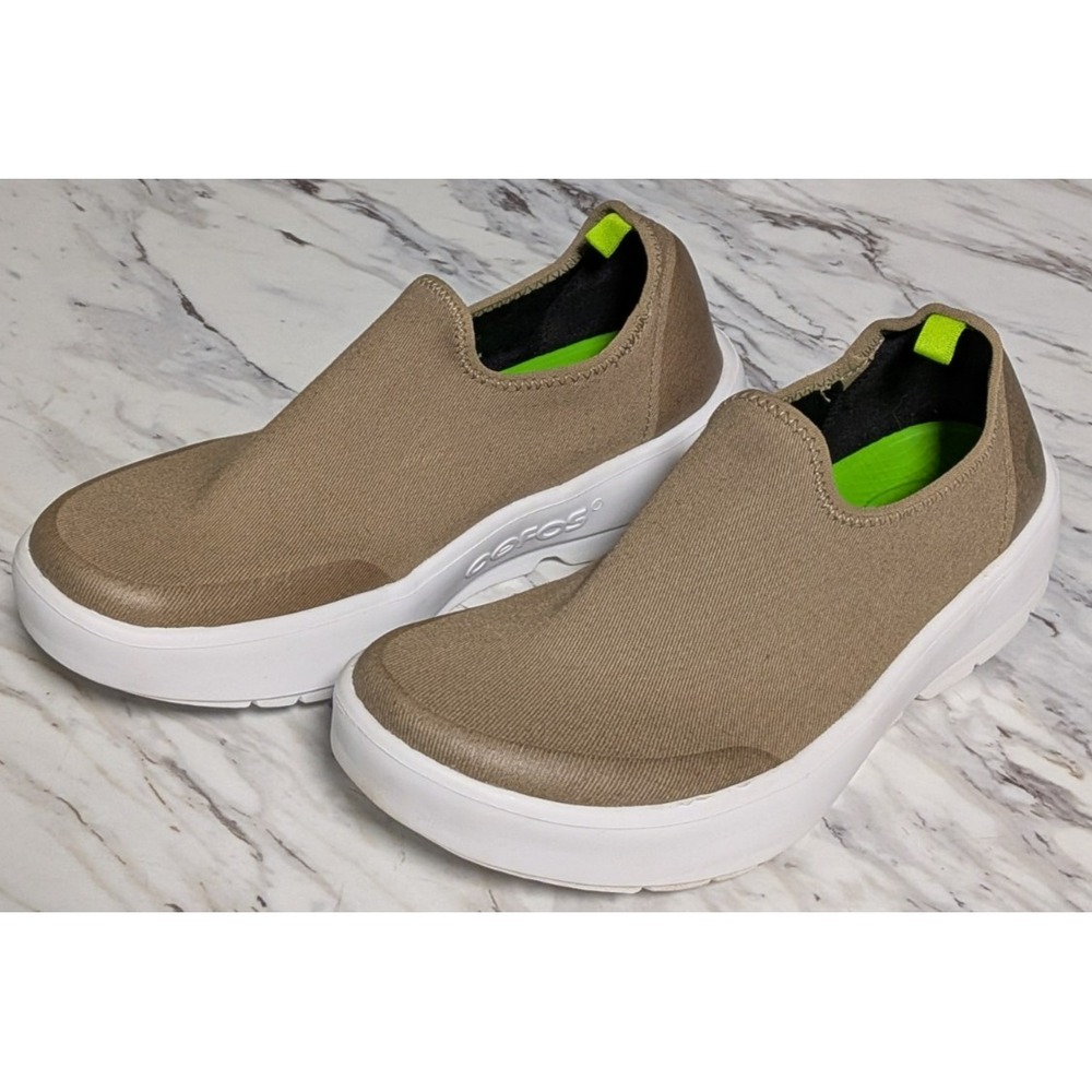 OOFOS OOmg‎ eeZee Olive Green Low Casual Slip On Recovery Shoes Women's Size 7